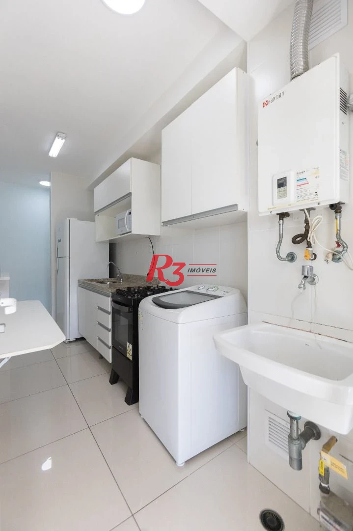 Apartamento com 2 dormitórios à venda, 66 m² por R$ 695.000,00 - José Menino - Santos/SP