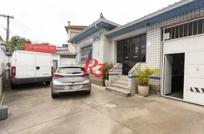 Casa com 3 dormitórios à venda, 195 m² por R$ 2.200.000,00 - Vila Matias - Santos/SP