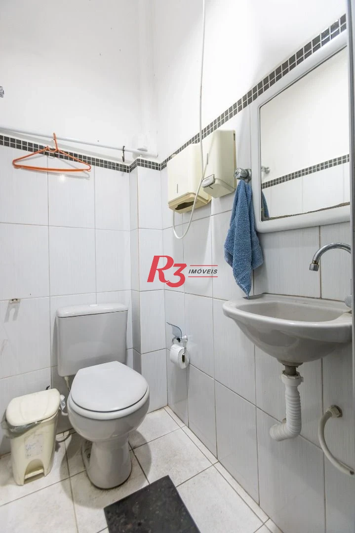 Casa com 3 dormitórios à venda, 195 m² por R$ 2.200.000,00 - Vila Matias - Santos/SP