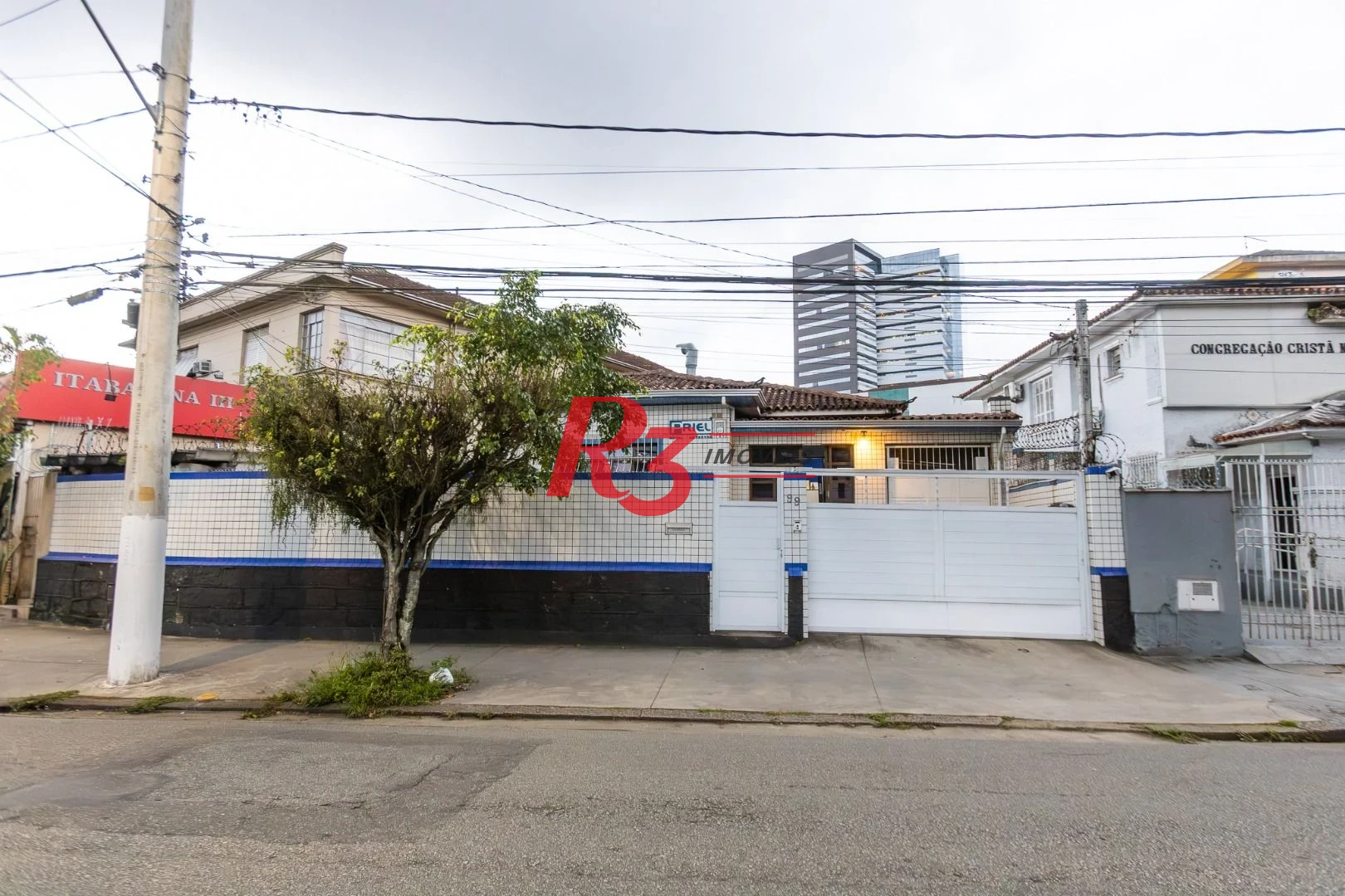 Casa com 3 dormitórios à venda, 195 m² por R$ 2.200.000,00 - Vila Matias - Santos/SP