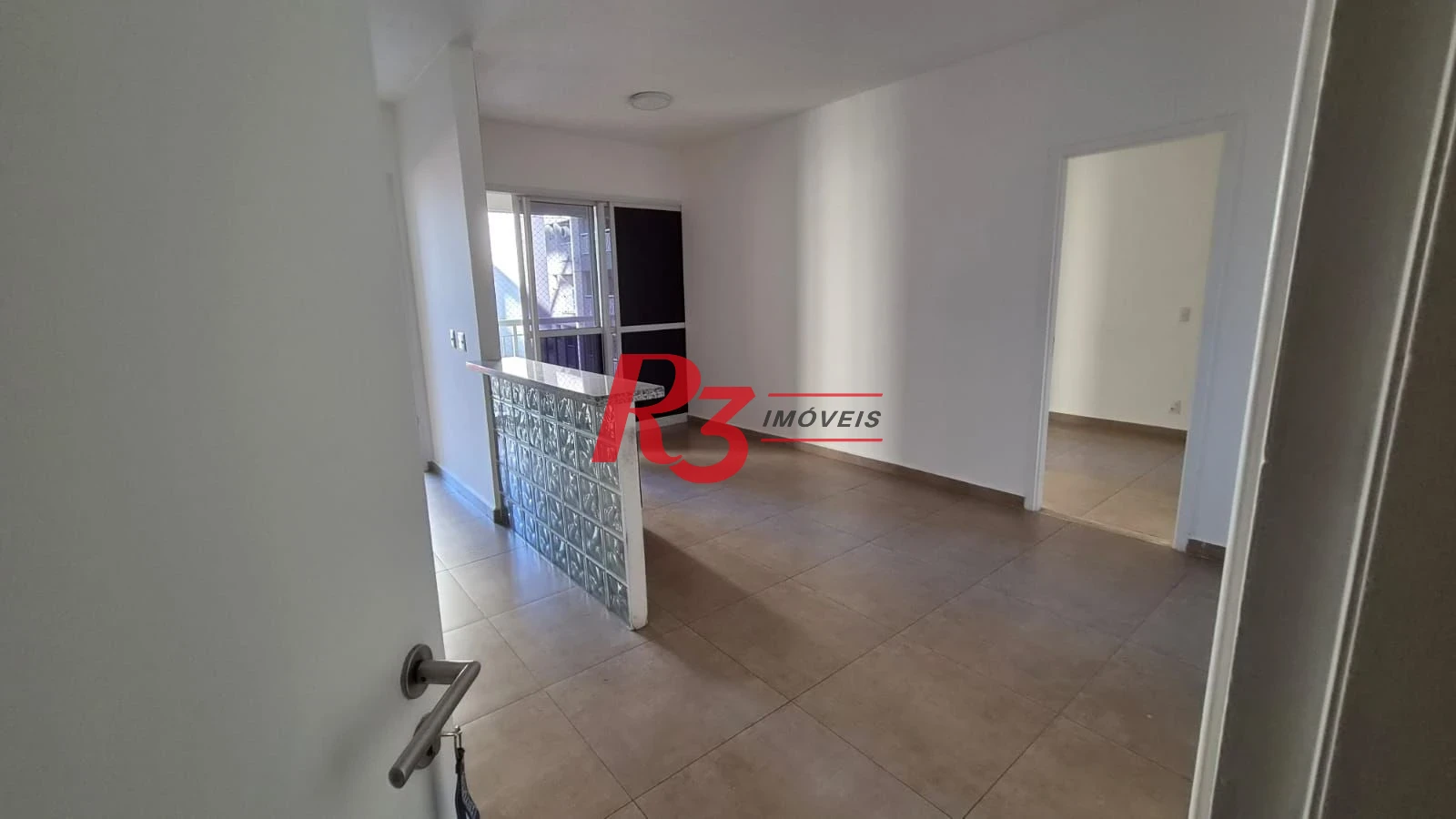 Apartamento com 1 dormitório para alugar, 50 m² por R$ 3.300,00/mês - Vila Matias - Santos/SP