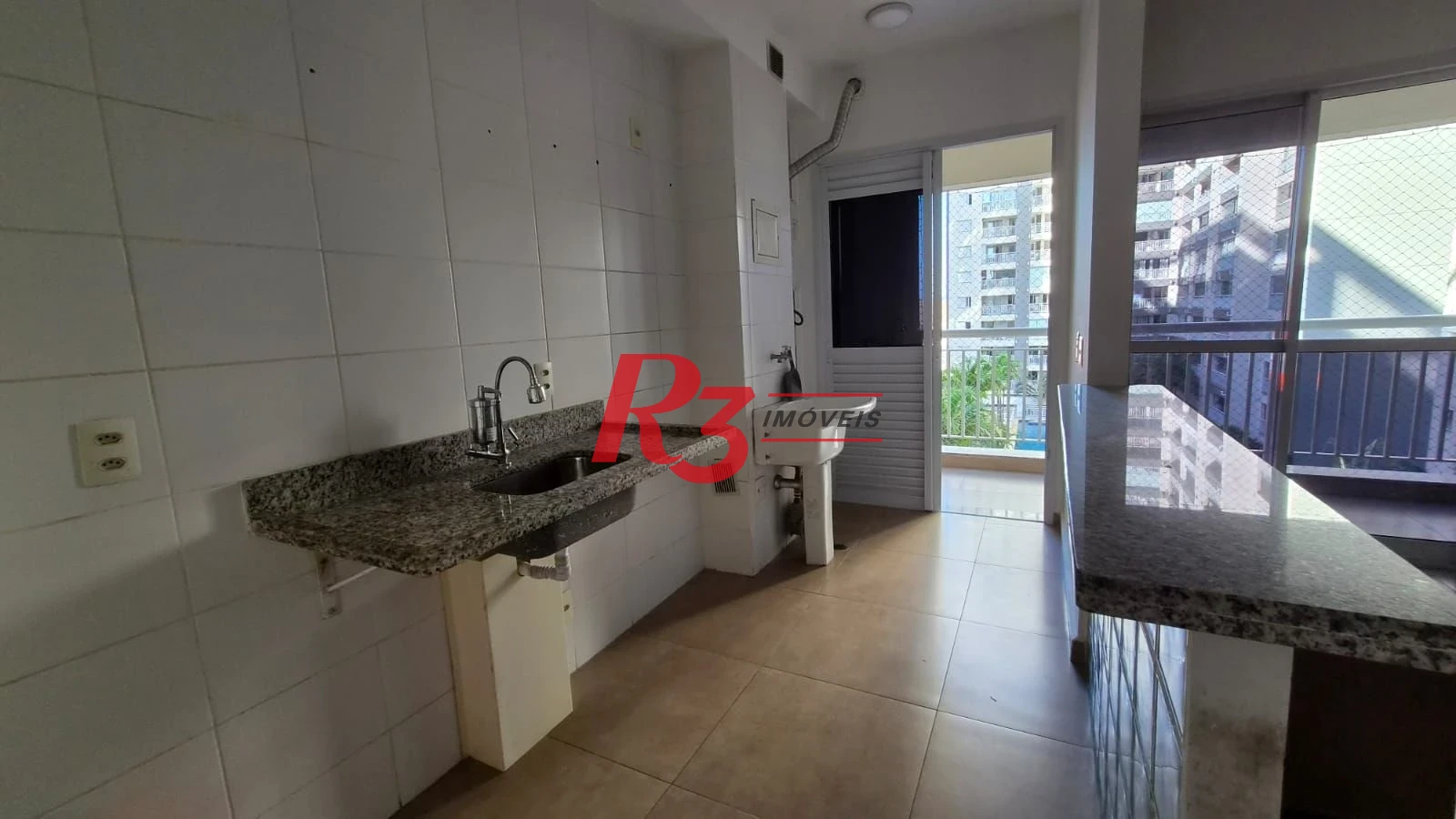 Apartamento com 1 dormitório para alugar, 50 m² por R$ 3.300,00/mês - Vila Matias - Santos/SP