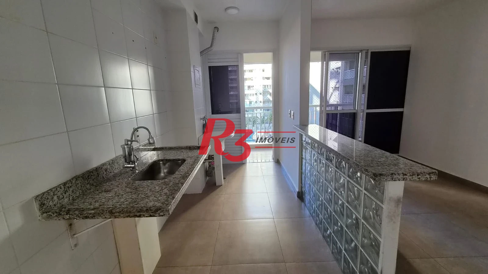 Apartamento com 1 dormitório para alugar, 50 m² por R$ 3.300,00/mês - Vila Matias - Santos/SP