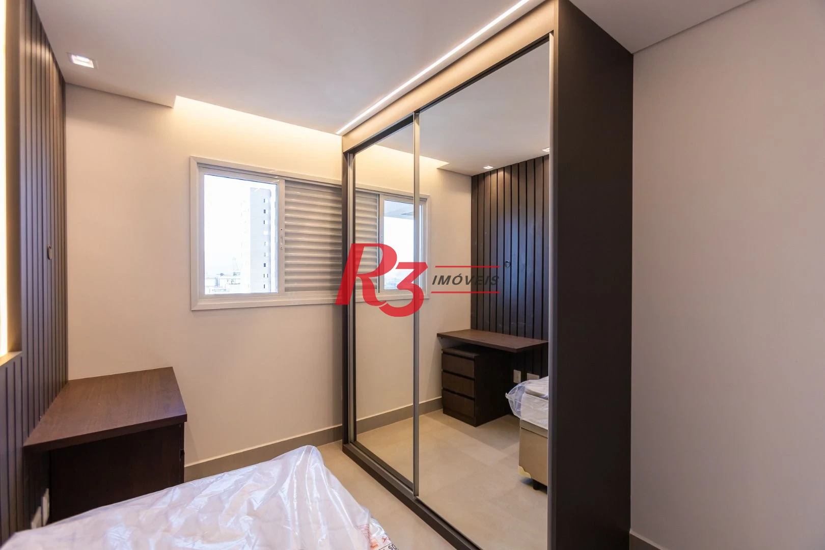 Apartamento com 2 dormitórios para alugar, 56 m² por R$ 5.500,02/mês - Macuco - Santos/SP