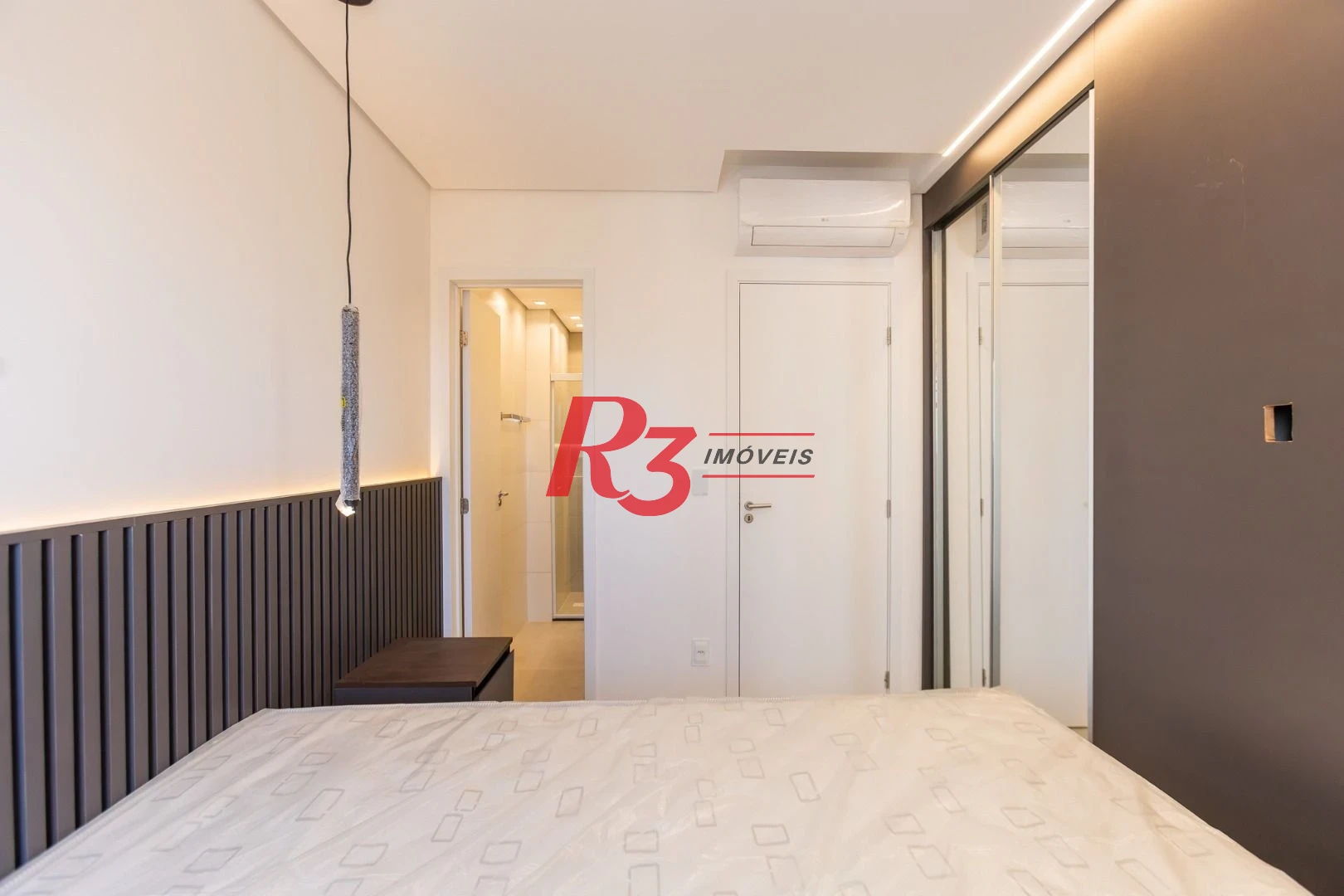 Apartamento com 2 dormitórios para alugar, 56 m² por R$ 5.500,02/mês - Macuco - Santos/SP