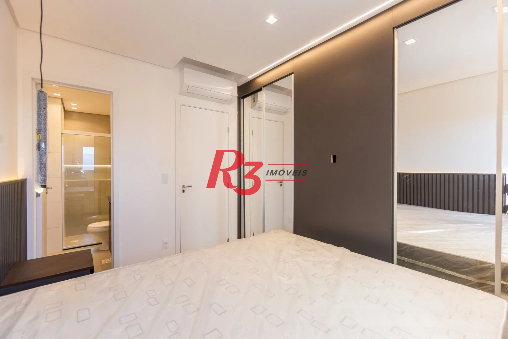 Apartamento com 2 dormitórios para alugar, 56 m² por R$ 5.500,02/mês - Macuco - Santos/SP