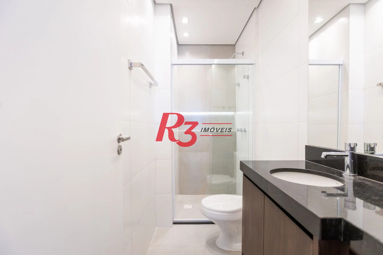 Apartamento com 2 dormitórios para alugar, 56 m² por R$ 4.800,02/mês - Macuco - Santos/SP