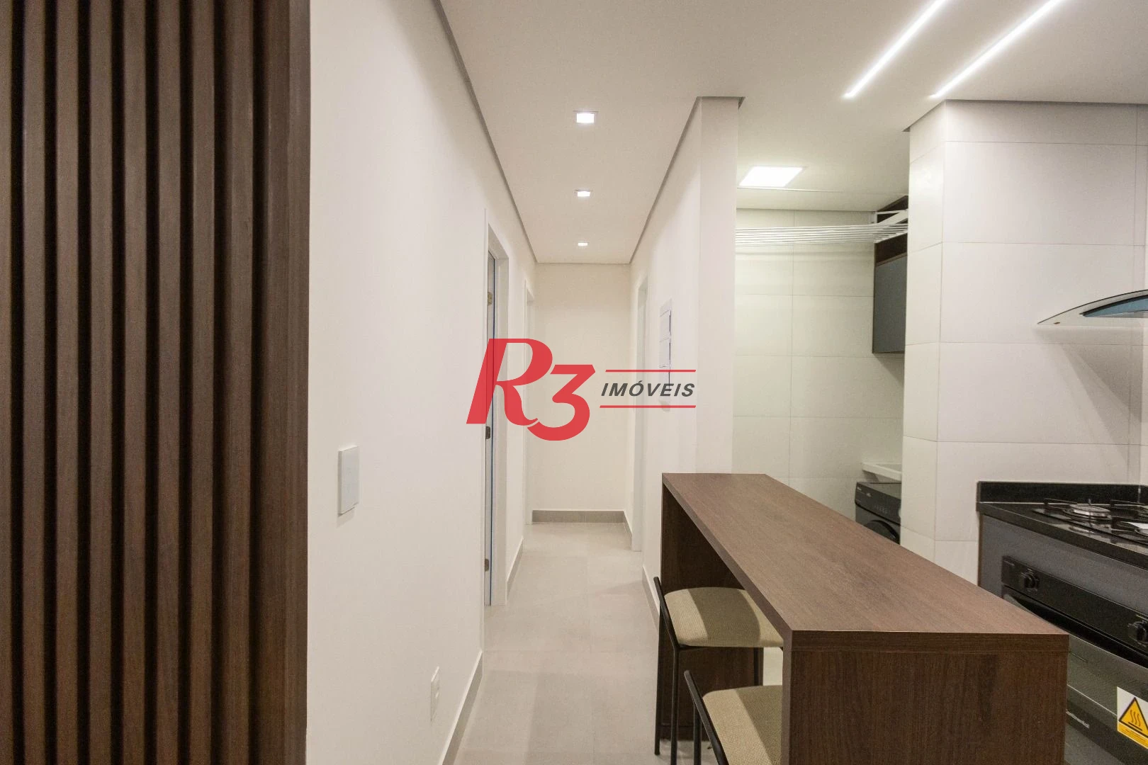 Apartamento para alugar, 56 m² por R$ 5.300,02/mês - Macuco - Santos/SP