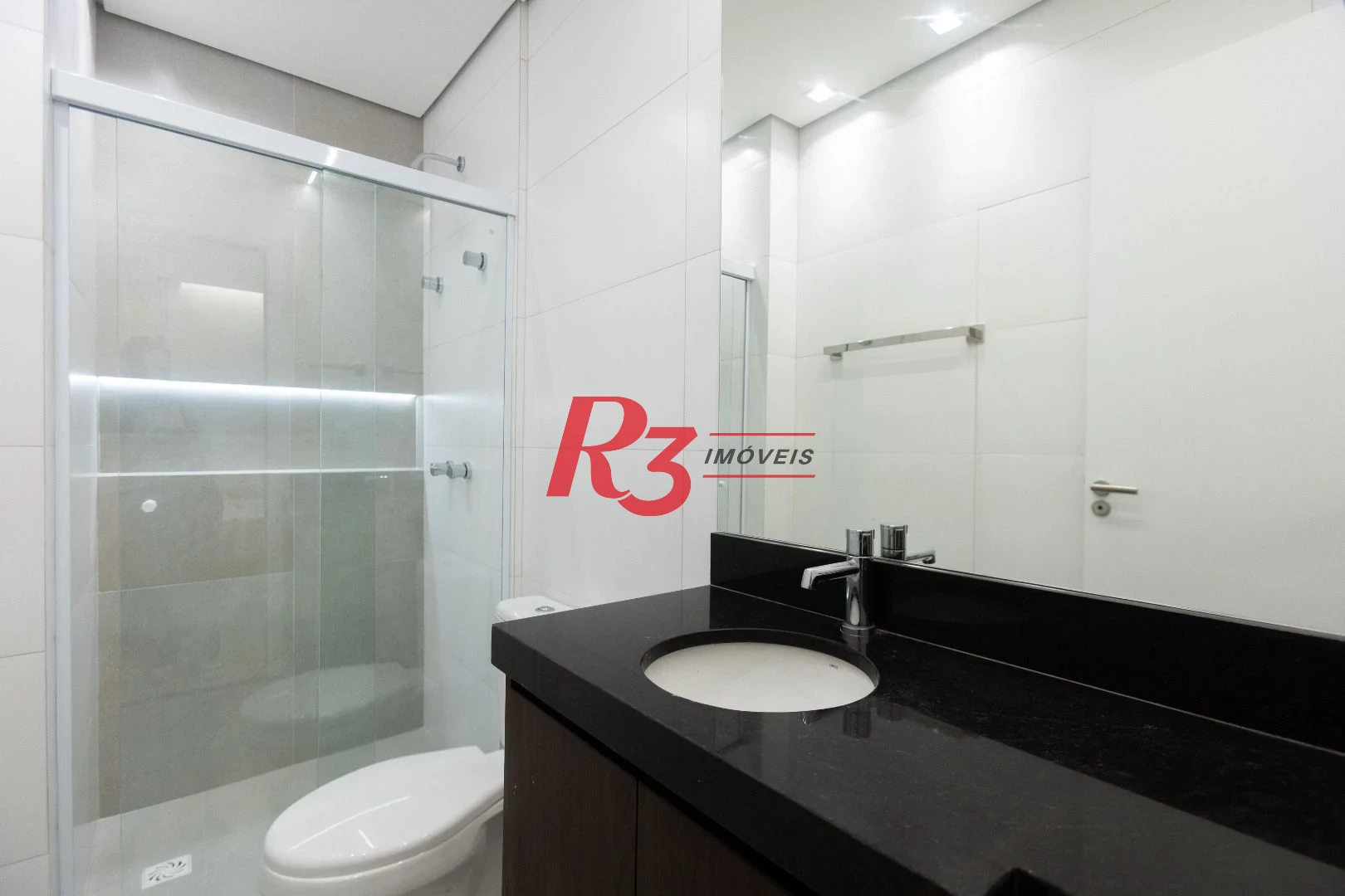 Apartamento para alugar, 56 m² por R$ 5.300,02/mês - Macuco - Santos/SP