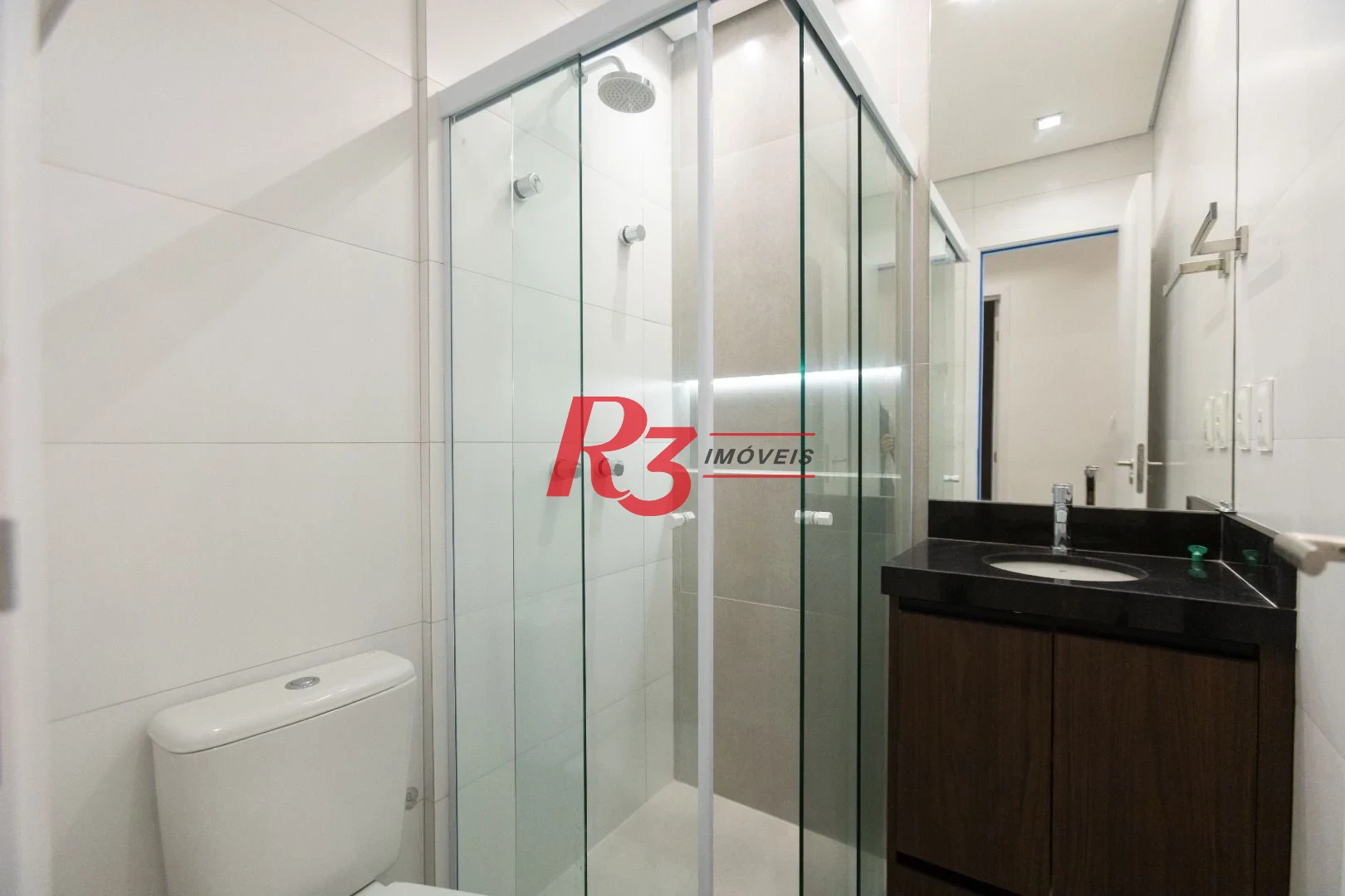 Apartamento para alugar, 56 m² por R$ 5.300,02/mês - Macuco - Santos/SP