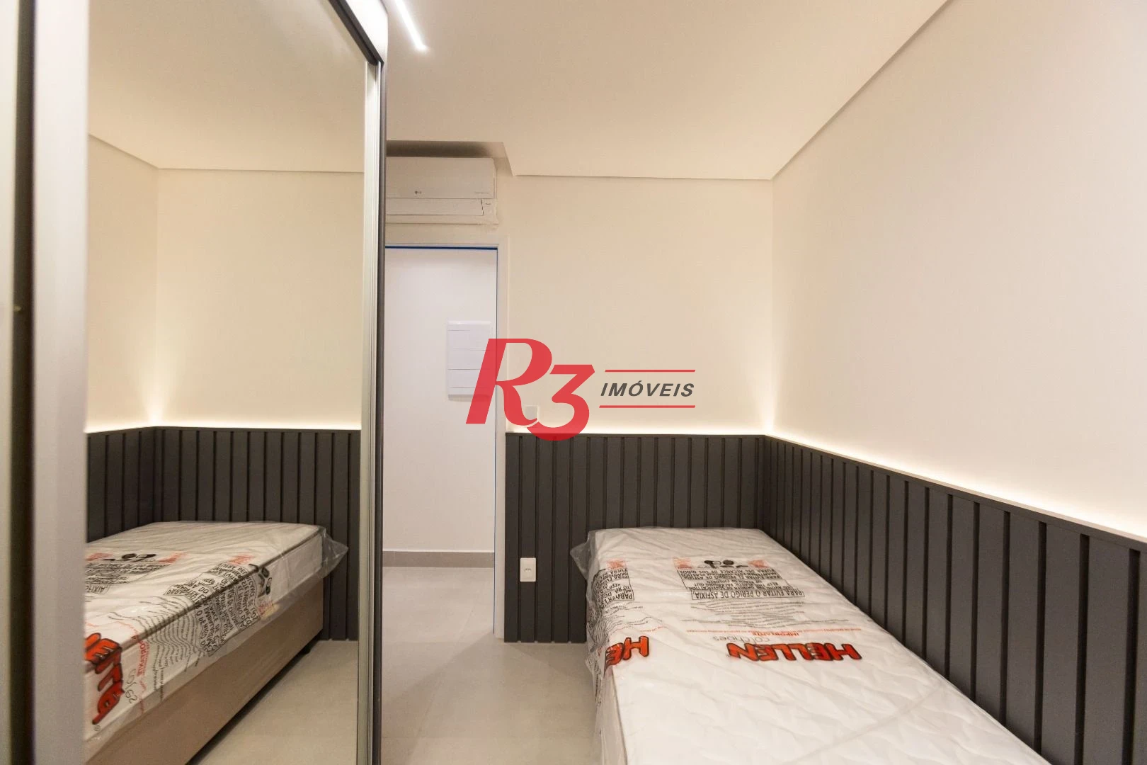 Apartamento para alugar, 56 m² por R$ 5.300,02/mês - Macuco - Santos/SP