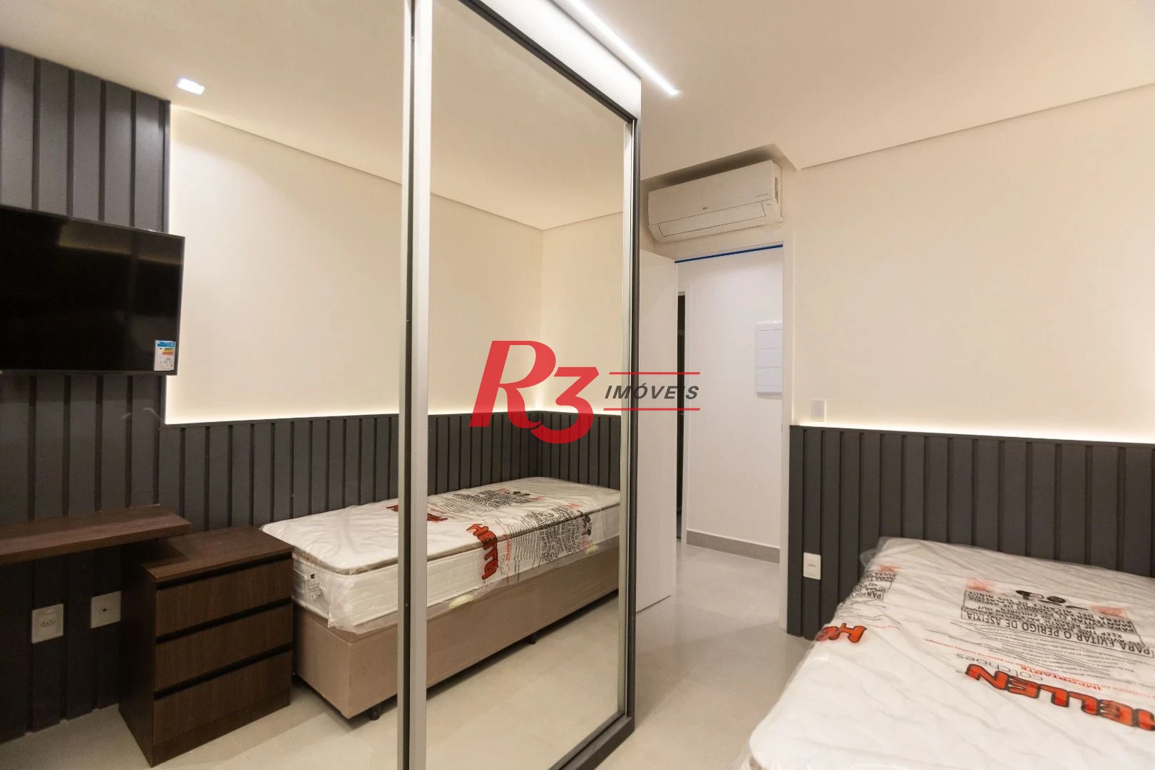 Apartamento para alugar, 56 m² por R$ 5.300,02/mês - Macuco - Santos/SP