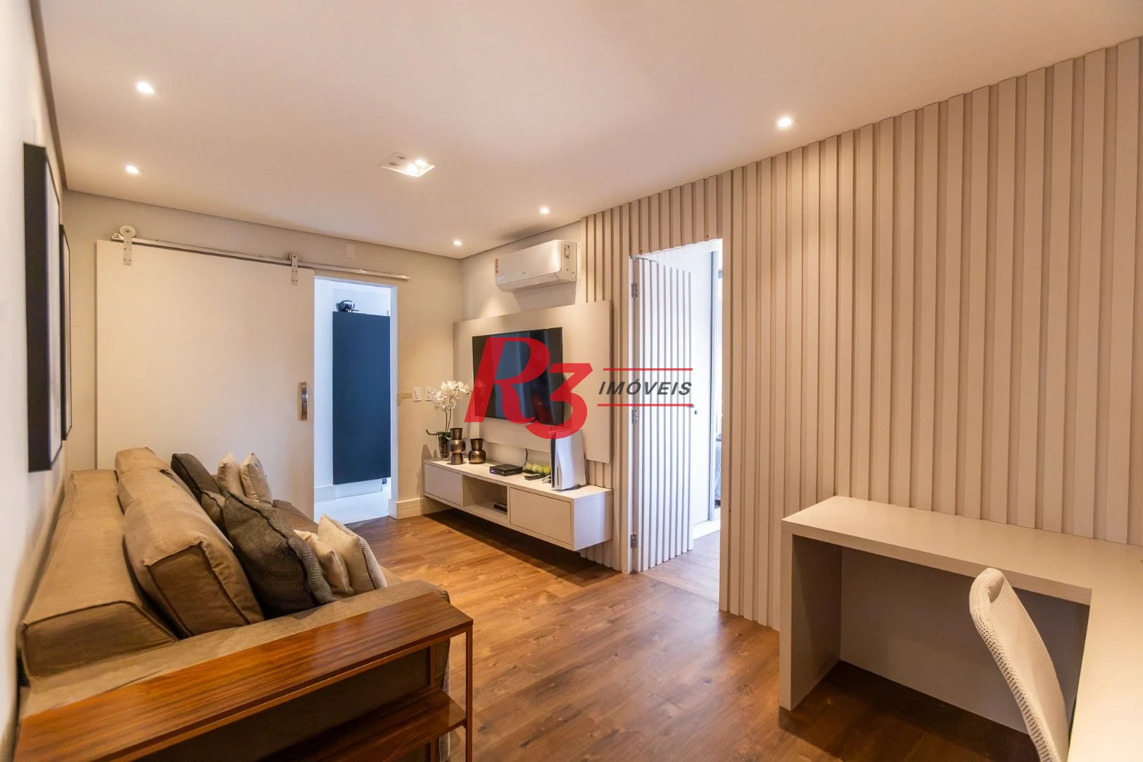 Apartamento com 4 dormitórios à venda, 180 m² por R$ 3.400.000,00 - Gonzaga - Santos/SP