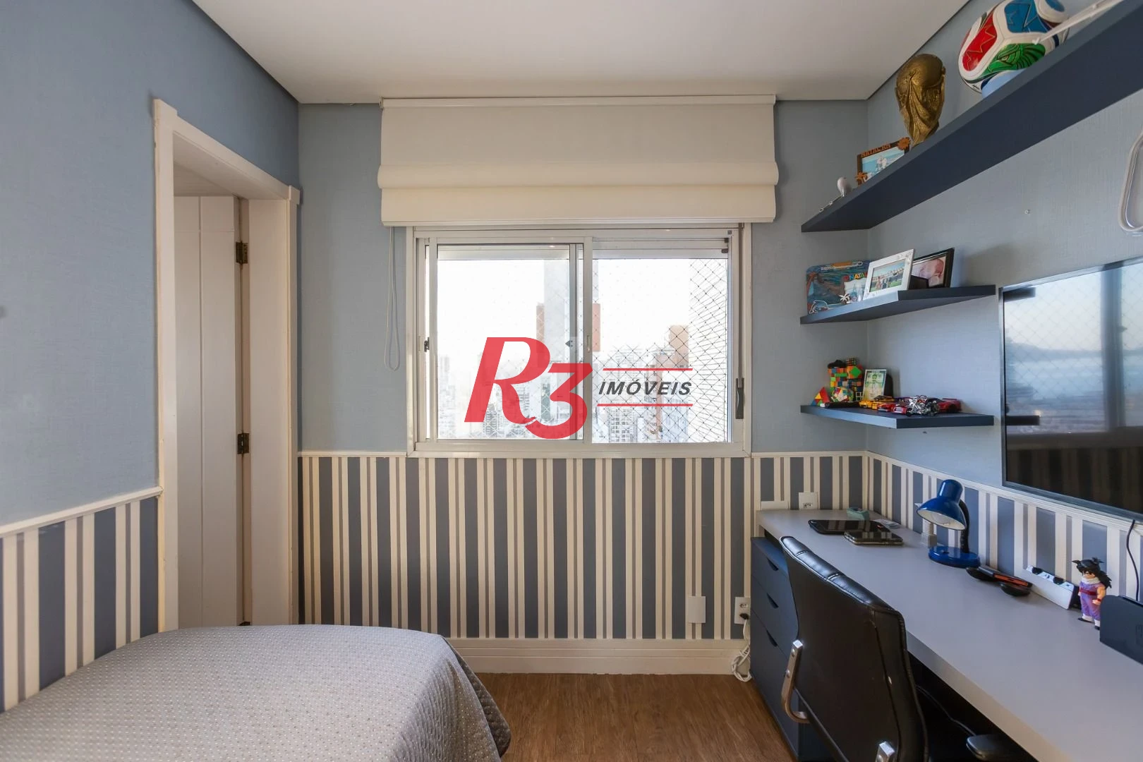 Apartamento com 4 dormitórios à venda, 180 m² por R$ 3.400.000,00 - Gonzaga - Santos/SP