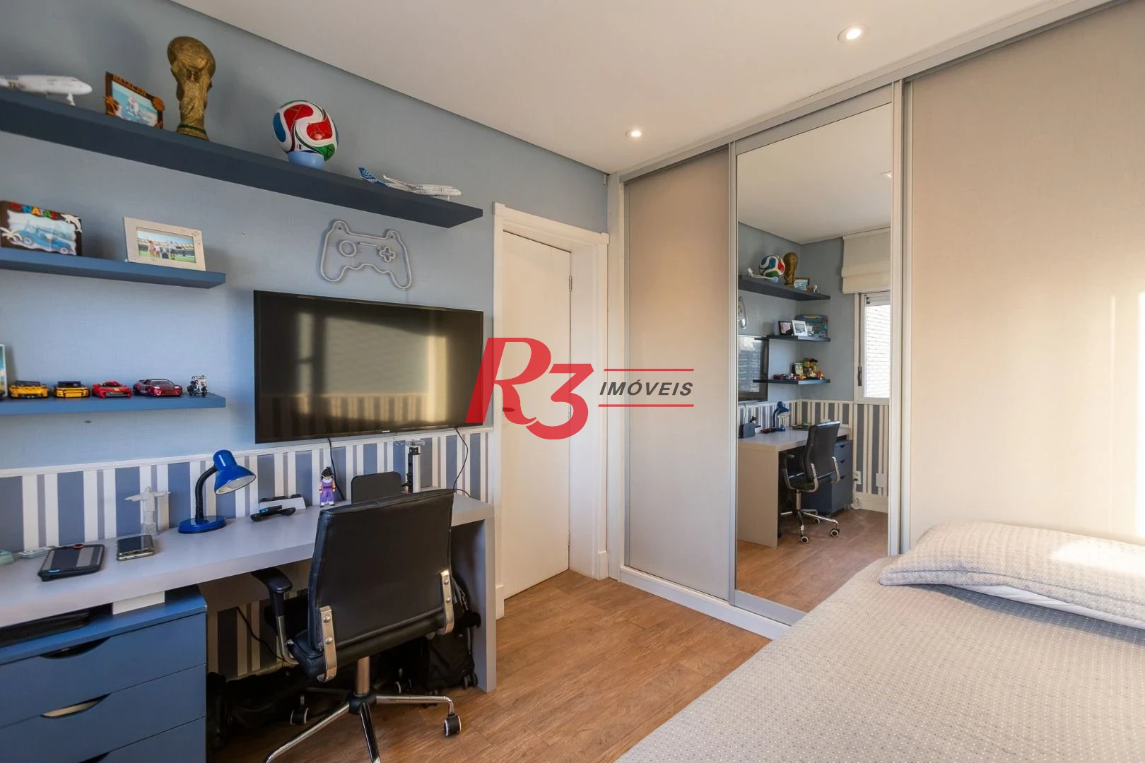 Apartamento com 4 dormitórios à venda, 180 m² por R$ 3.400.000,00 - Gonzaga - Santos/SP