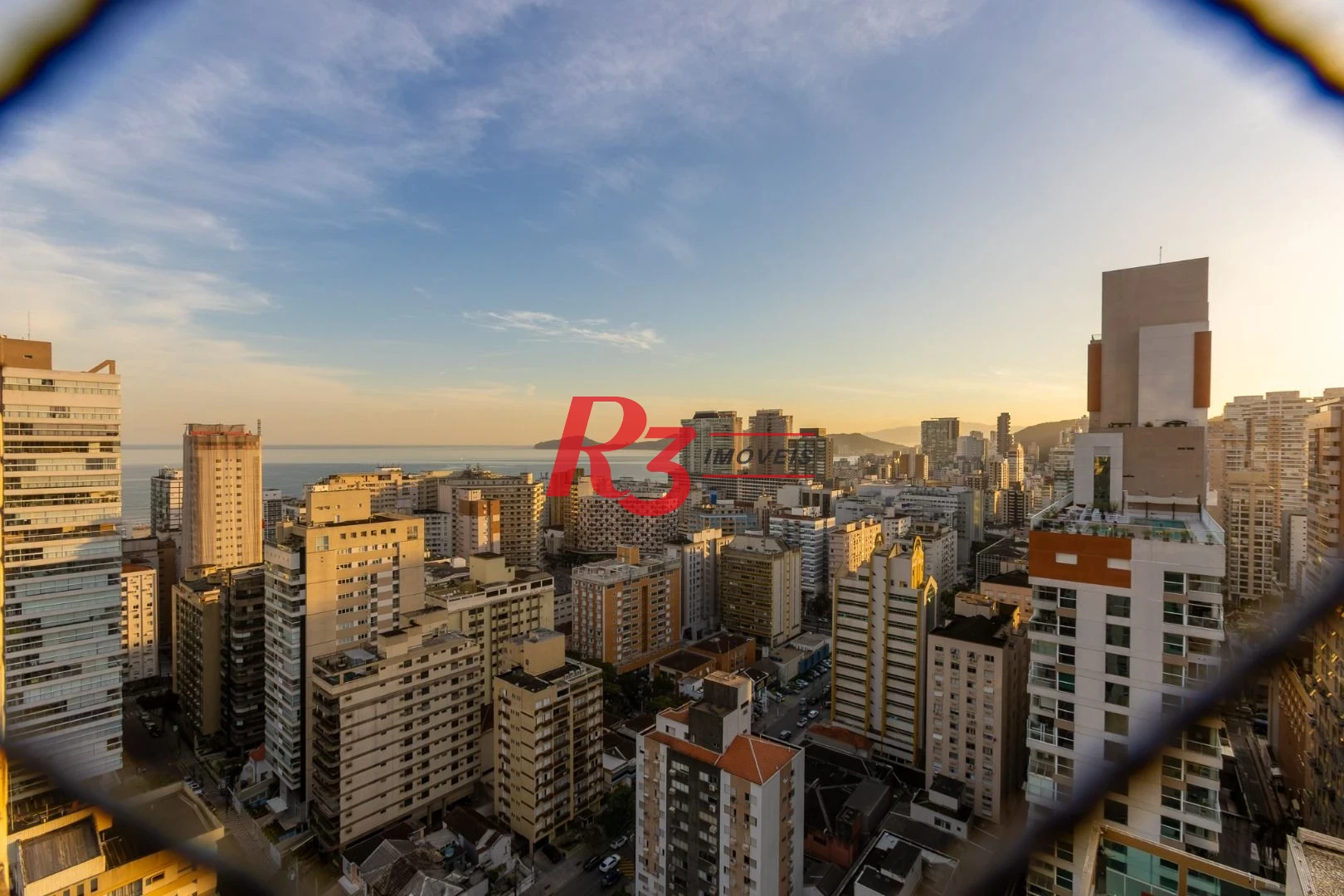 Apartamento com 4 dormitórios à venda, 180 m² por R$ 3.400.000,00 - Gonzaga - Santos/SP
