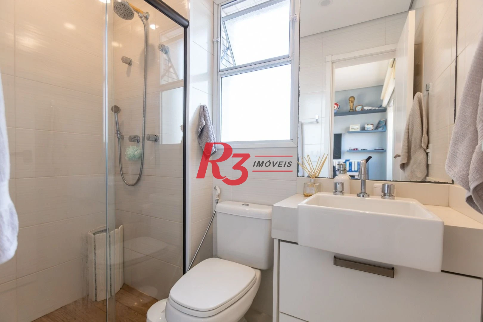 Apartamento com 4 dormitórios à venda, 180 m² por R$ 3.400.000,00 - Gonzaga - Santos/SP
