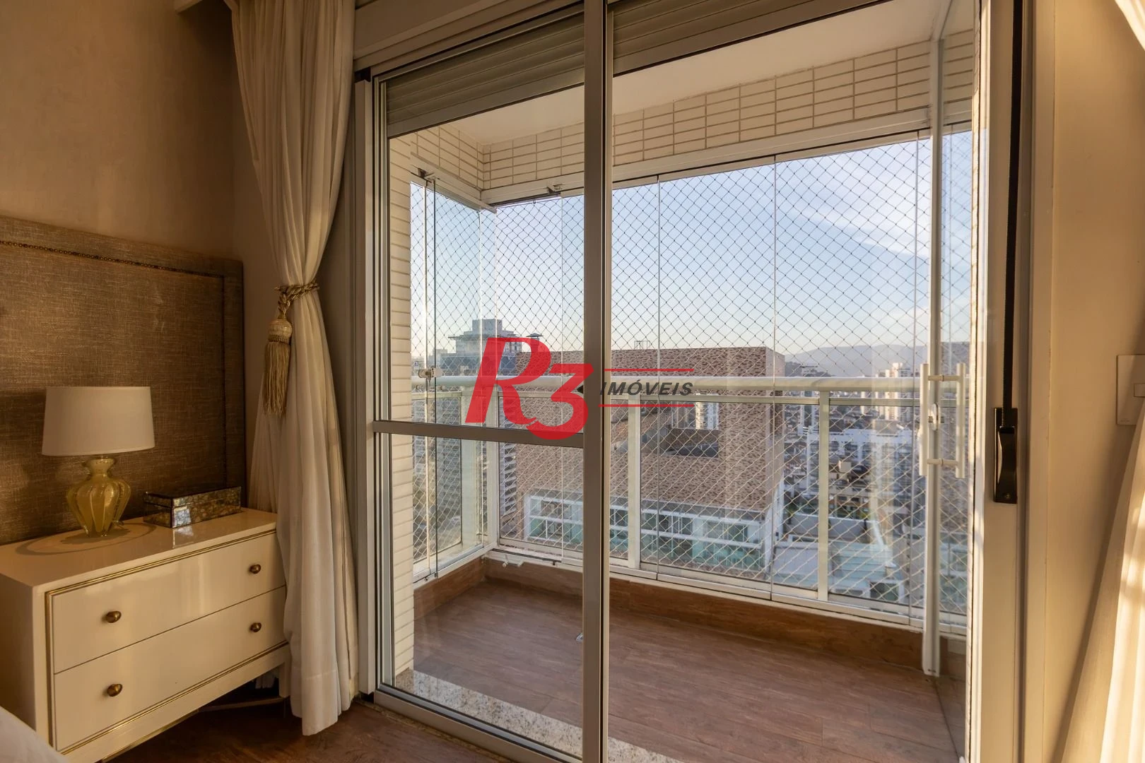 Apartamento com 4 dormitórios à venda, 180 m² por R$ 3.400.000,00 - Gonzaga - Santos/SP