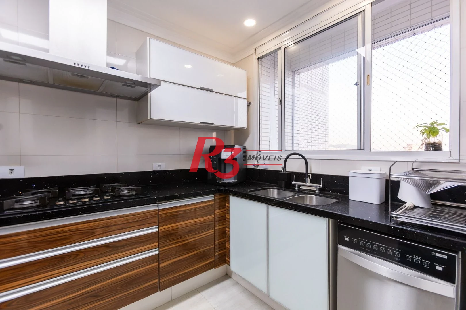 Apartamento com 4 dormitórios à venda, 180 m² por R$ 3.400.000,00 - Gonzaga - Santos/SP