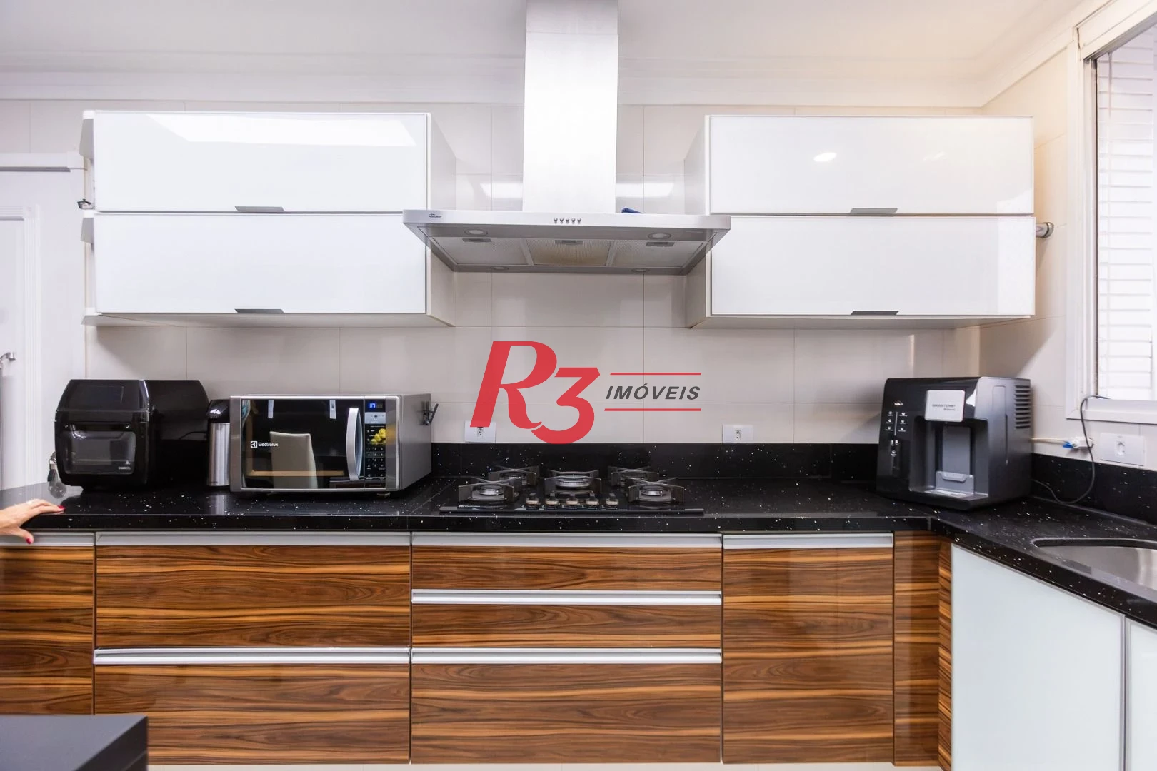 Apartamento com 4 dormitórios à venda, 180 m² por R$ 3.400.000,00 - Gonzaga - Santos/SP