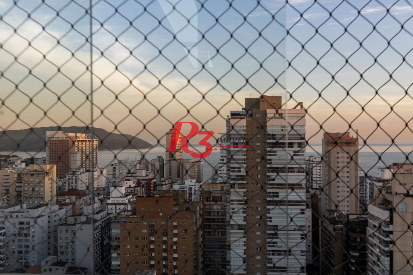Apartamento com 4 dormitórios à venda, 180 m² por R$ 3.400.000,00 - Gonzaga - Santos/SP