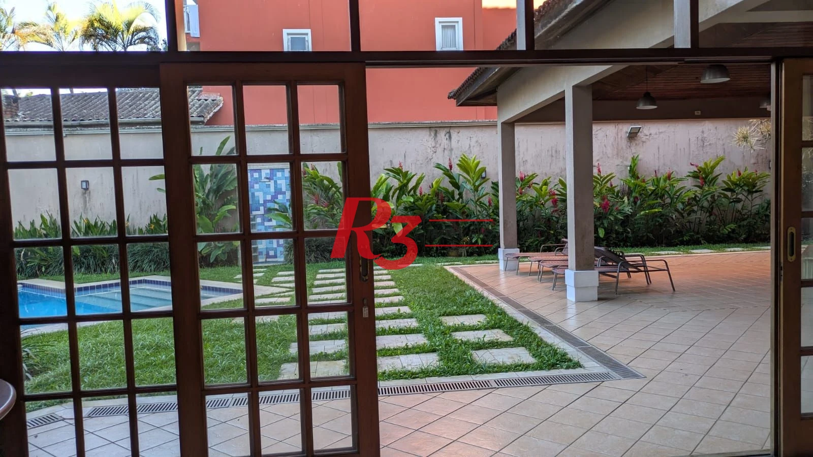 Sobrado com 5 dormitórios à venda, 700 m² por R$ 6.000.000,00 - Morro Nova Cintra - Santos/SP