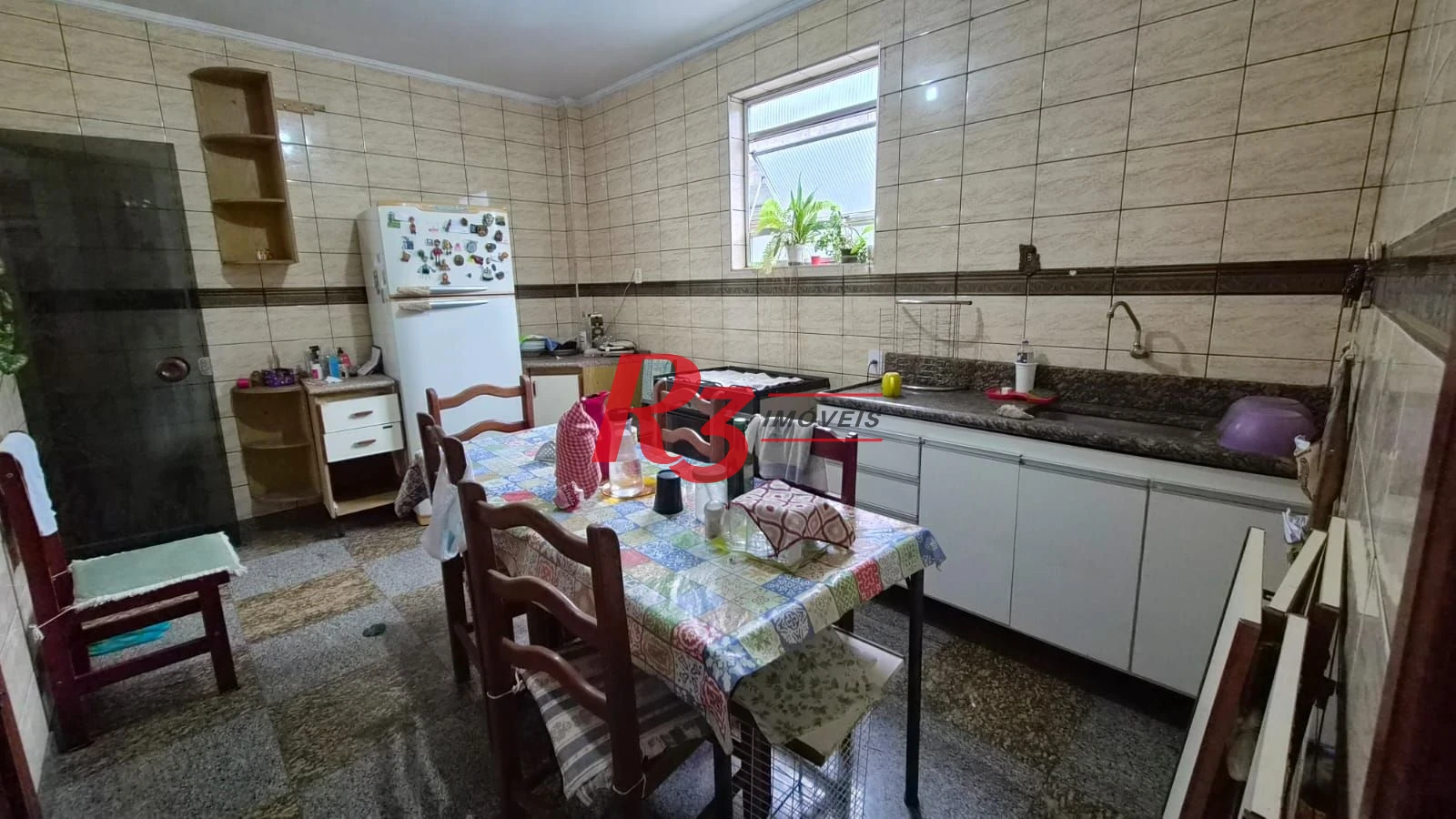 Apartamento com 3 dormitórios à venda, 131 m² por R$ 850.000,00 - Marapé - Santos/SP