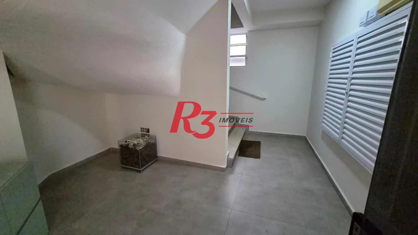 Apartamento com 3 dormitórios à venda, 131 m² por R$ 850.000,00 - Marapé - Santos/SP