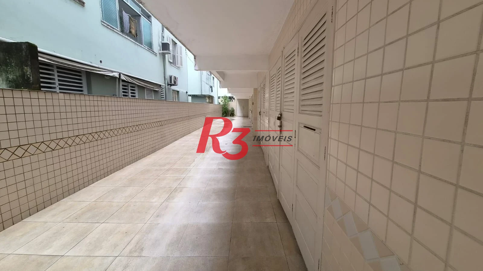 Apartamento com 3 dormitórios à venda, 131 m² por R$ 850.000,00 - Marapé - Santos/SP