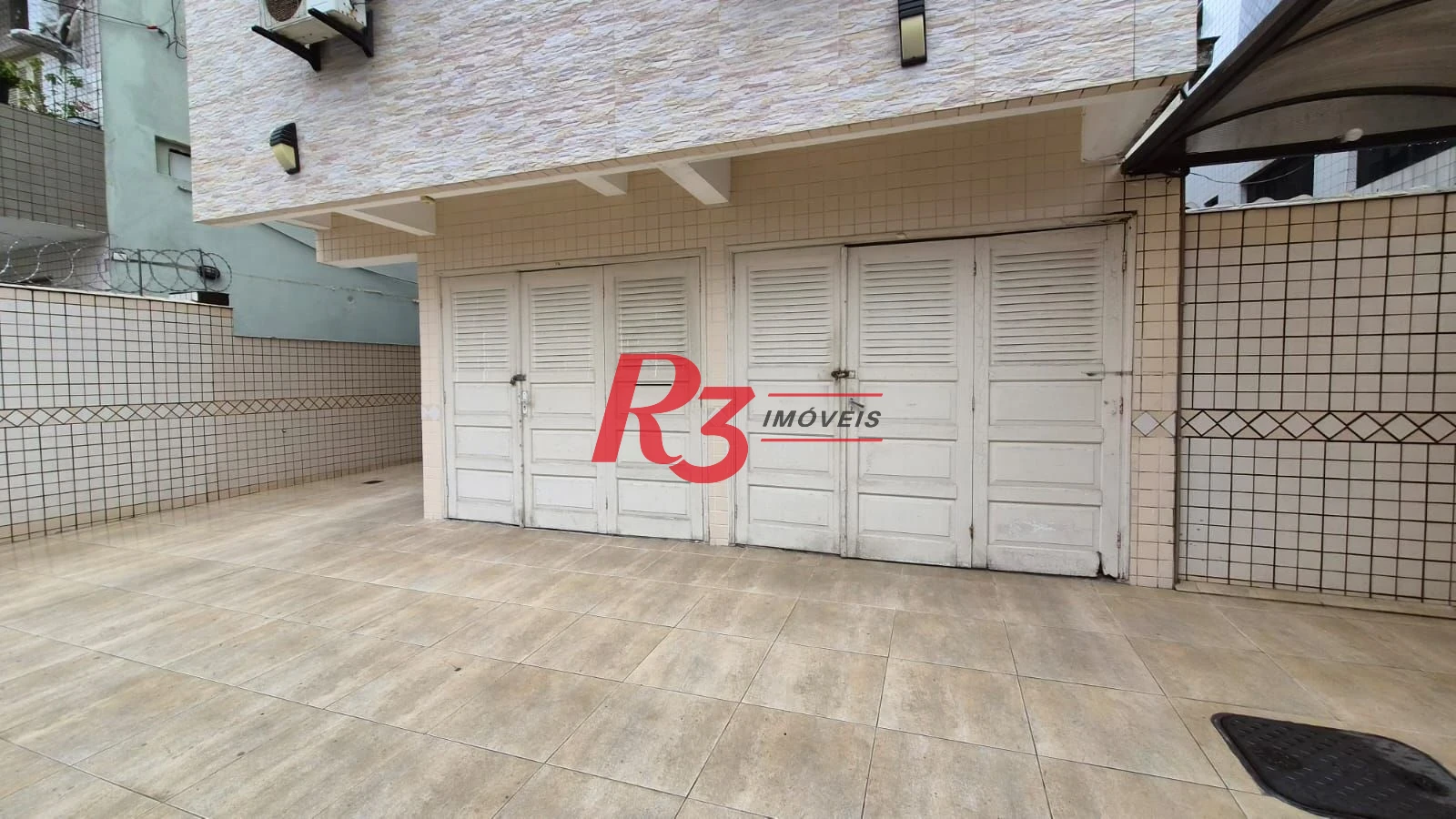 Apartamento com 3 dormitórios à venda, 131 m² por R$ 850.000,00 - Marapé - Santos/SP