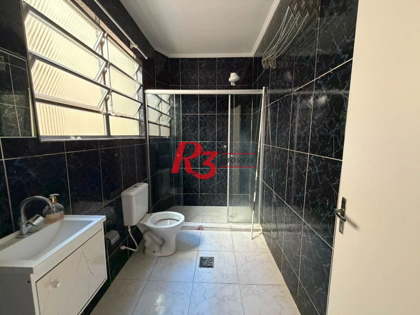 Apartamento a venda no embare