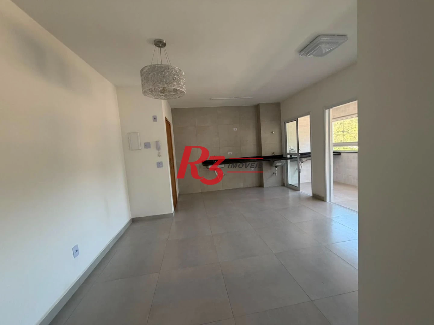 Apartamento com 2 dormitórios à venda, 65 m² por R$ 685.000,00 - Marapé - Santos/SP