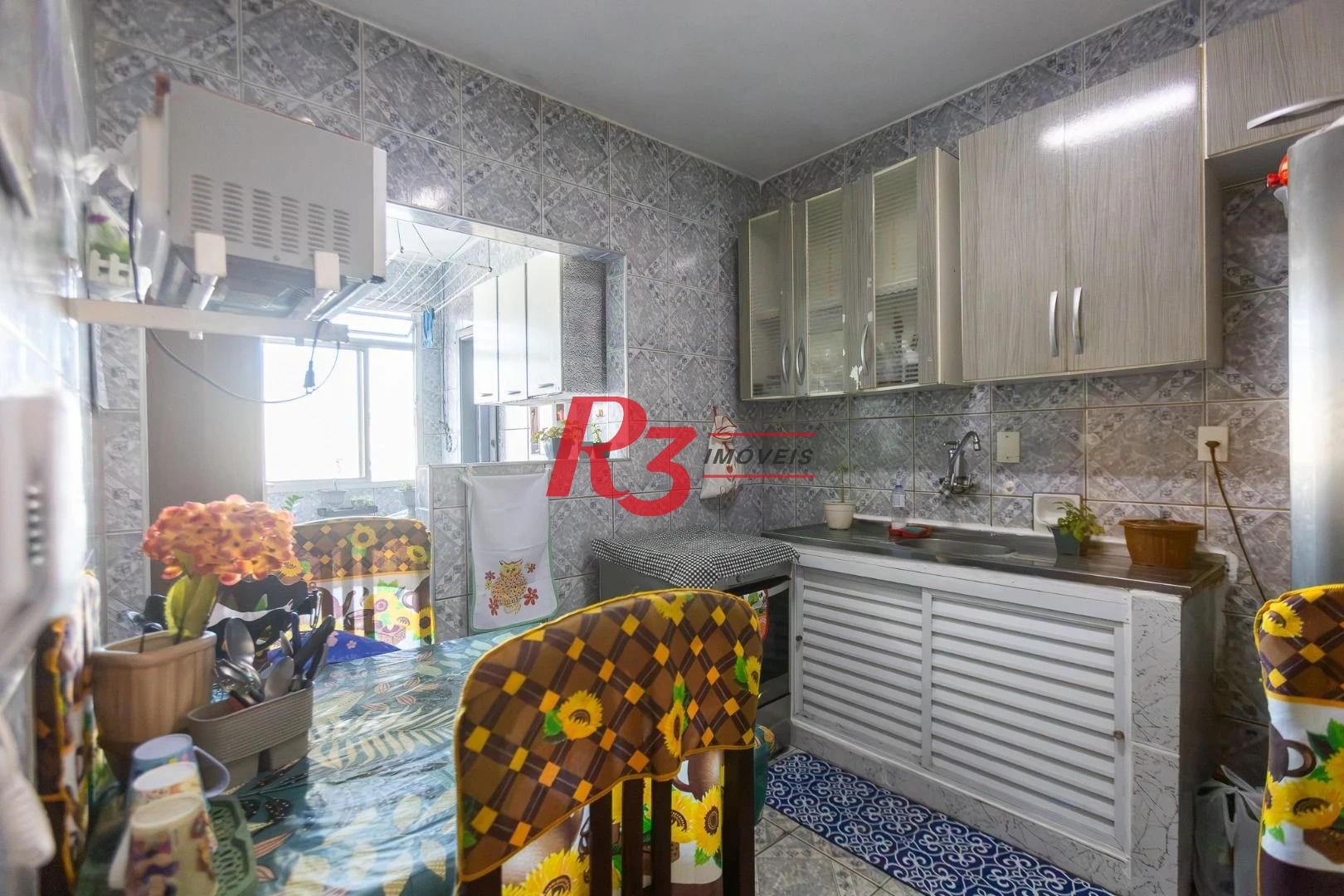 Apartamento com 2 dormitórios à venda, 75 m² por R$ 545.000,00 - Campo Grande - Santos/SP