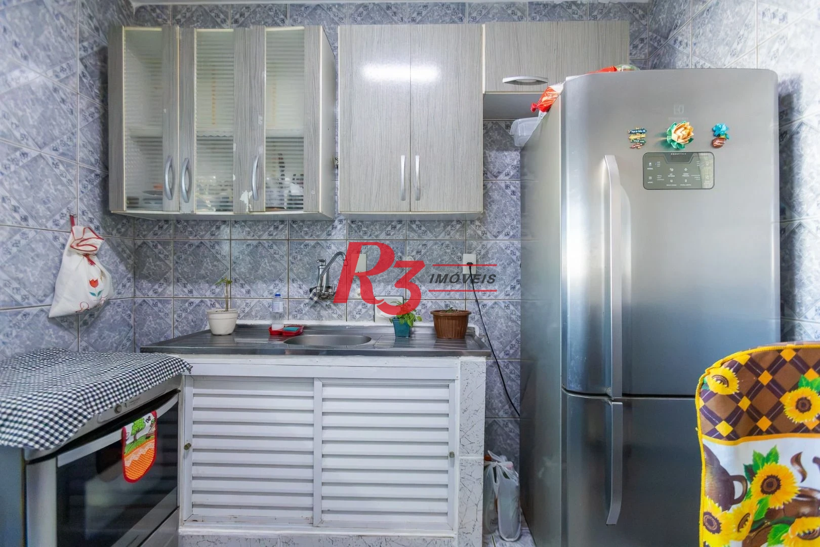 Apartamento com 2 dormitórios à venda, 75 m² por R$ 545.000,00 - Campo Grande - Santos/SP