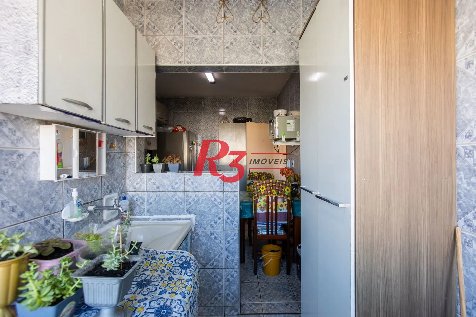 Apartamento com 2 dormitórios à venda, 75 m² por R$ 545.000,00 - Campo Grande - Santos/SP