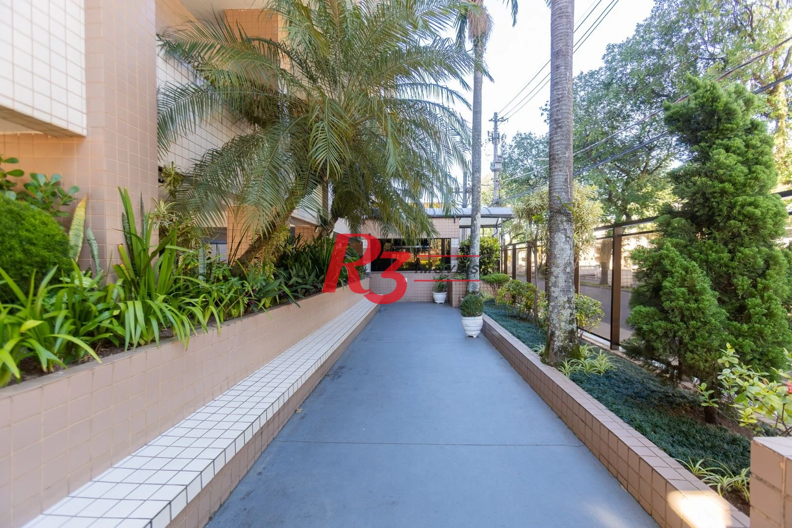 Apartamento com 2 dormitórios à venda, 75 m² por R$ 545.000,00 - Campo Grande - Santos/SP