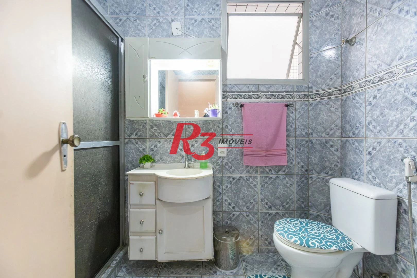 Apartamento com 2 dormitórios à venda, 75 m² por R$ 545.000,00 - Campo Grande - Santos/SP