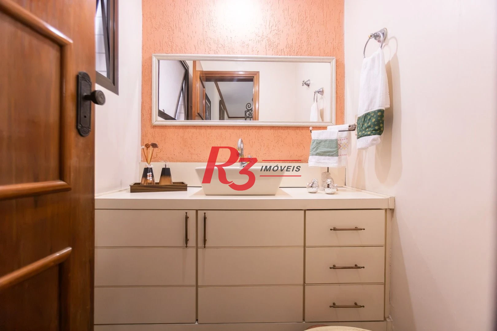 Apartamento com 4 dormitórios à venda, 290 m² por R$ 2.900.000,00 - Boqueirão - Santos/SP