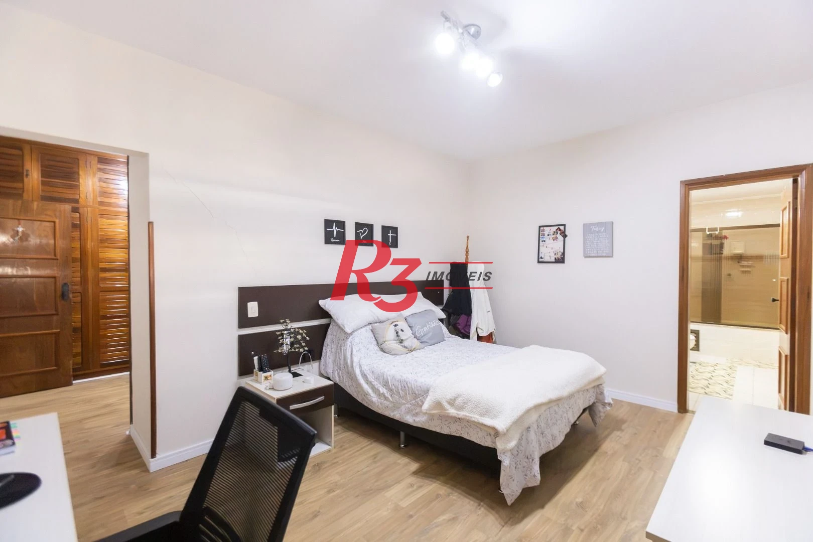 Apartamento com 4 dormitórios à venda, 290 m² por R$ 2.900.000,00 - Boqueirão - Santos/SP