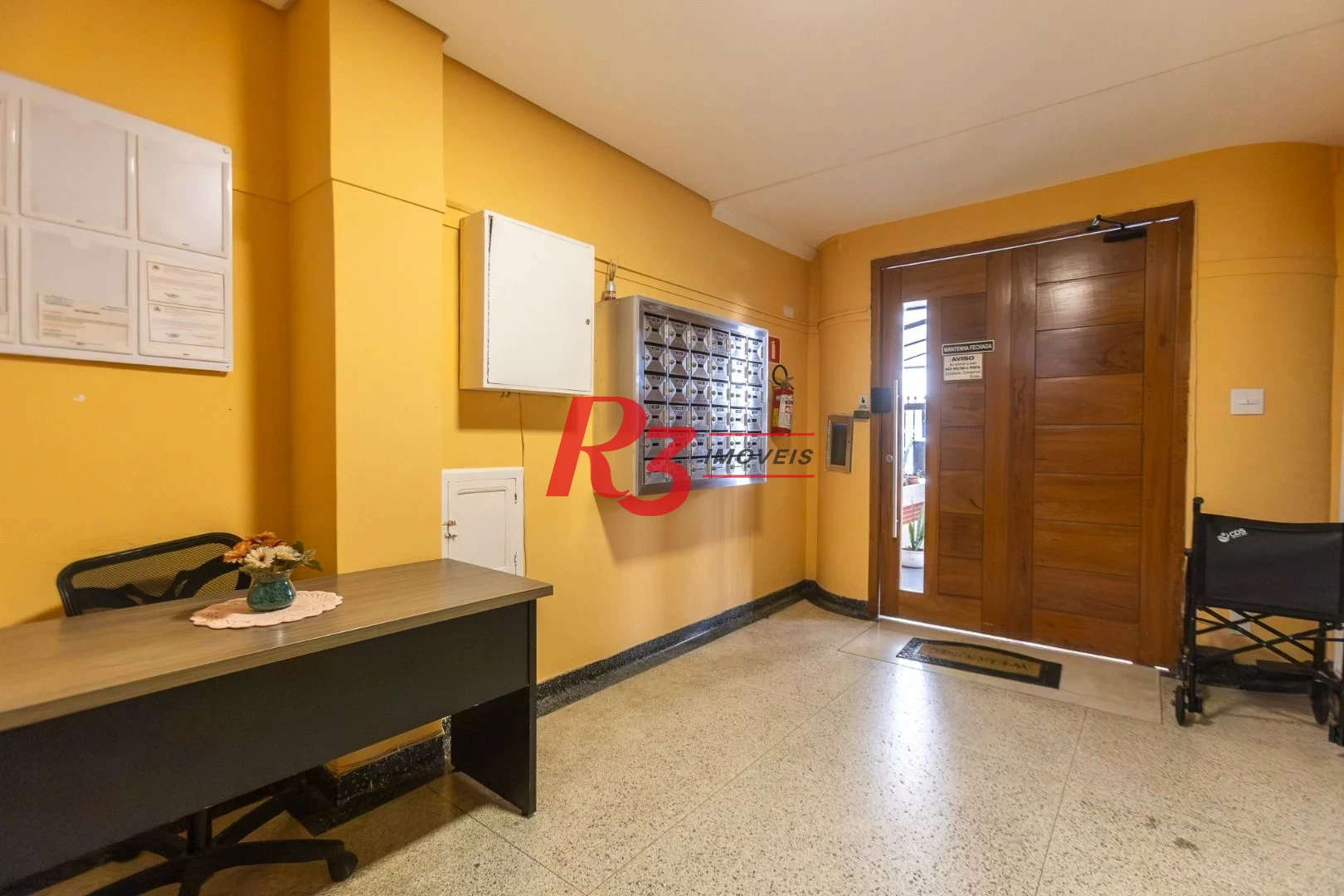 Kitnet com 1 dormitório à venda, 30 m² por R$ 300.000,00 - Gonzaga - Santos/SP
