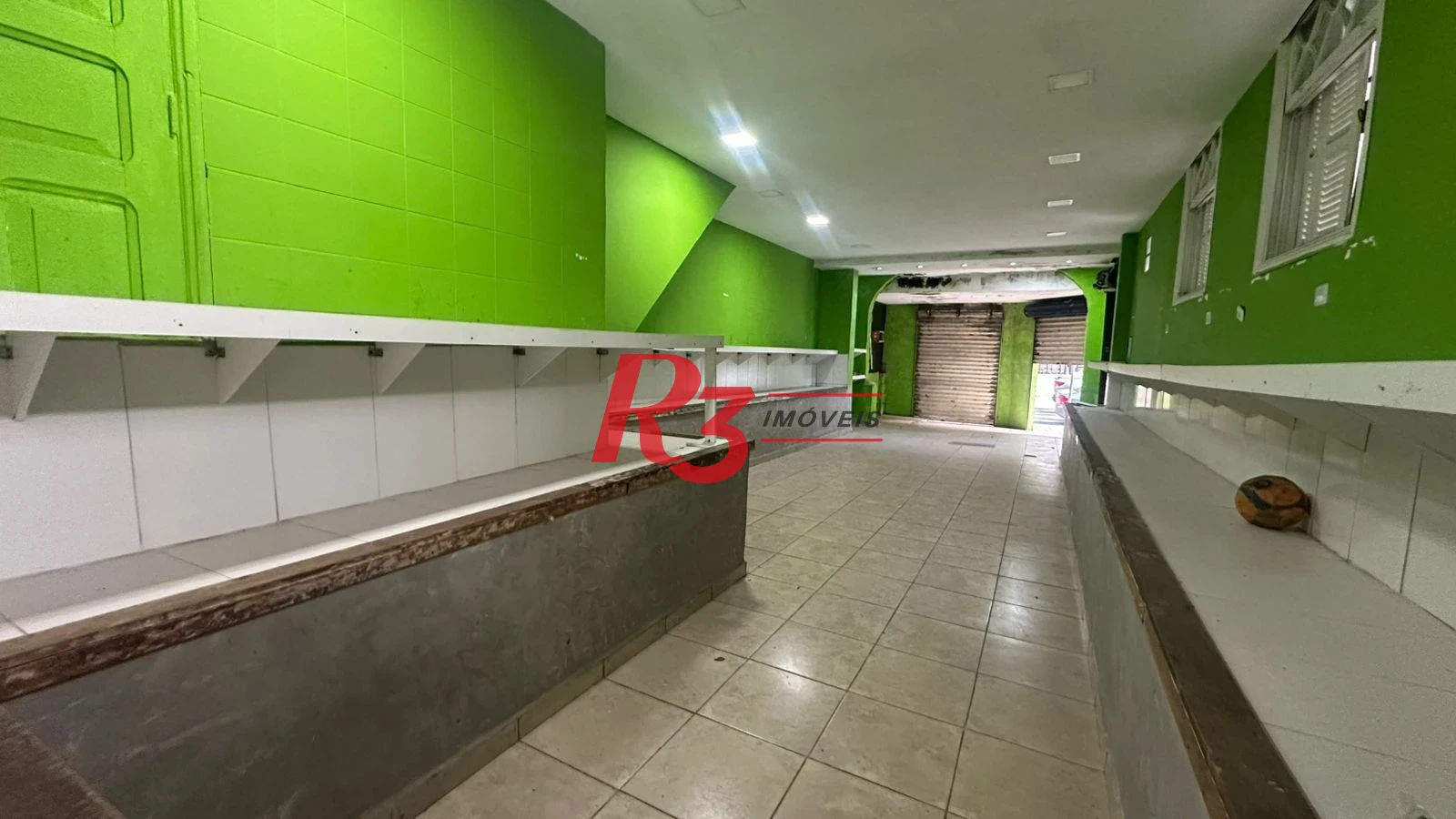 Loja para alugar, 200 m² por R$ 12.310,00/mês - Pompéia - Santos/SP