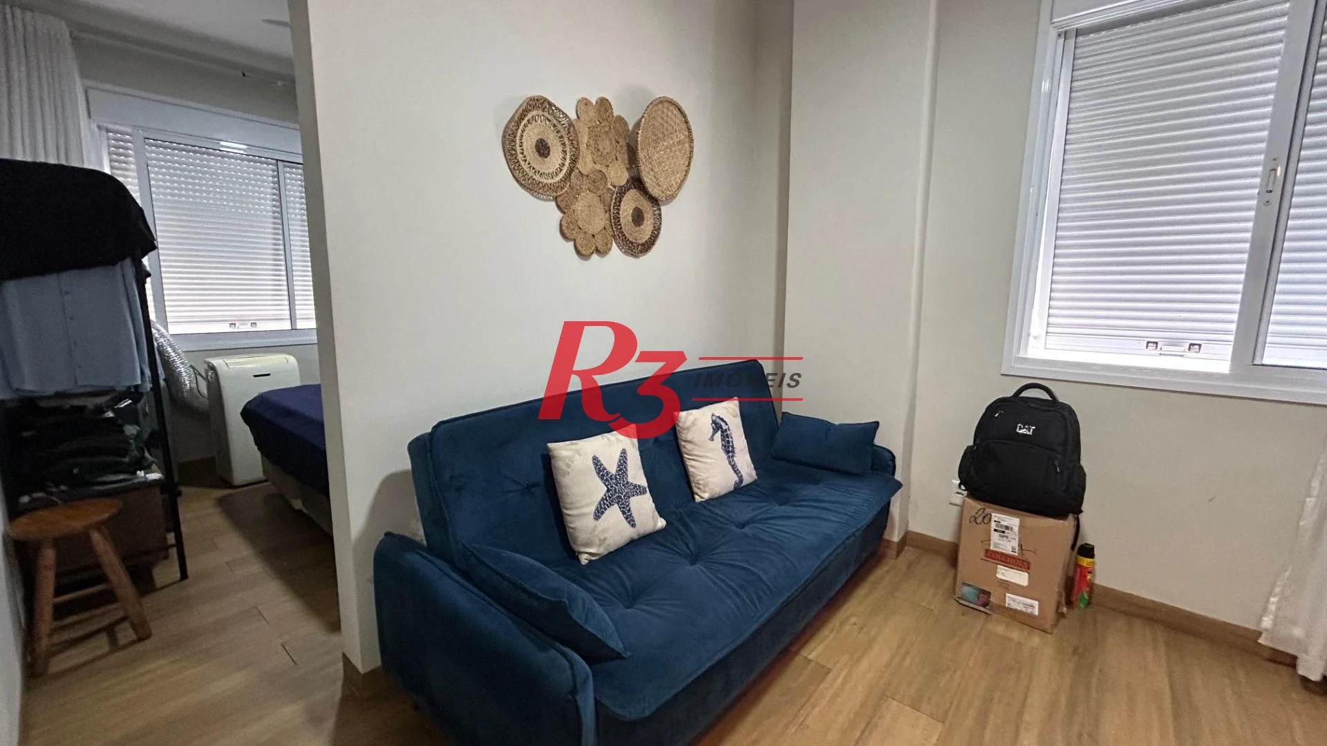 Kitnet com 1 dormitório à venda, 42 m² por R$ 300.000,00 - Embaré - Santos/SP