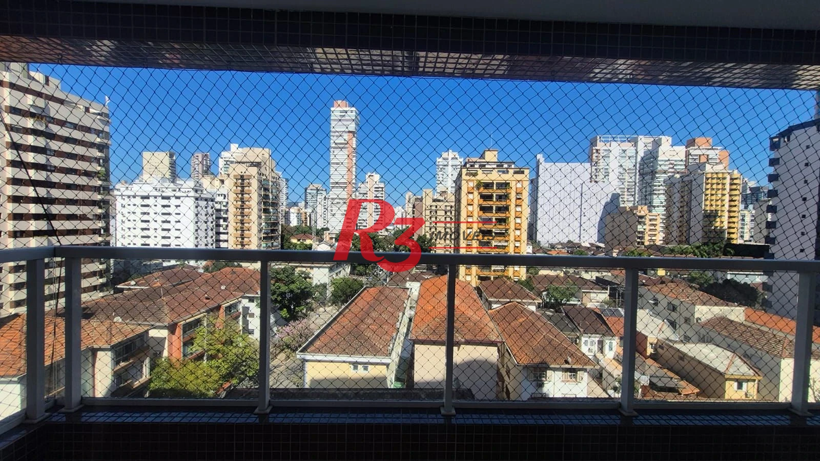 Oportunidade para locação, 2 quartos, 2 sacadas grandes, 3 wcs, lazer completo e 1 vaga demarcada, rico em planejados! Oportunidade!!!