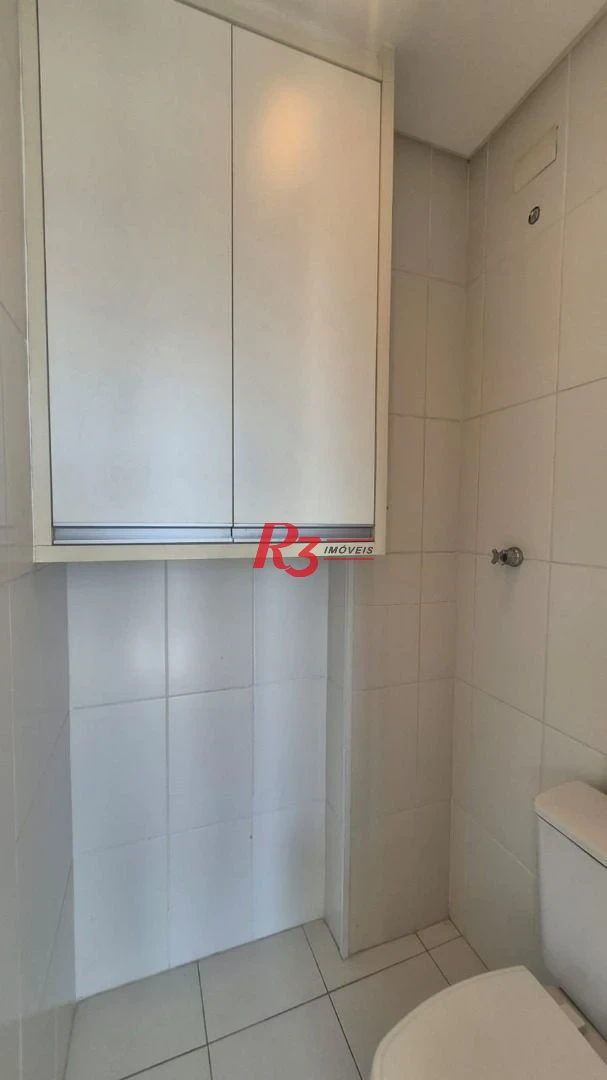 Oportunidade para locação, 2 quartos, 2 sacadas grandes, 3 wcs, lazer completo e 1 vaga demarcada, rico em planejados! Oportunidade!!!