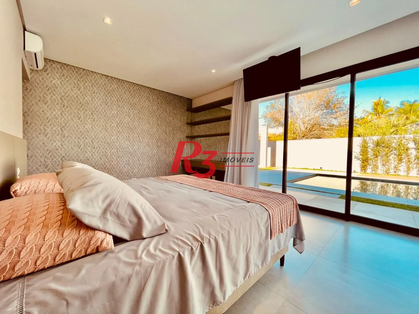 Casa com 4 dormitórios à venda, 400 m² por R$ 10.500.000,00 - Acapulco - Guarujá/SP