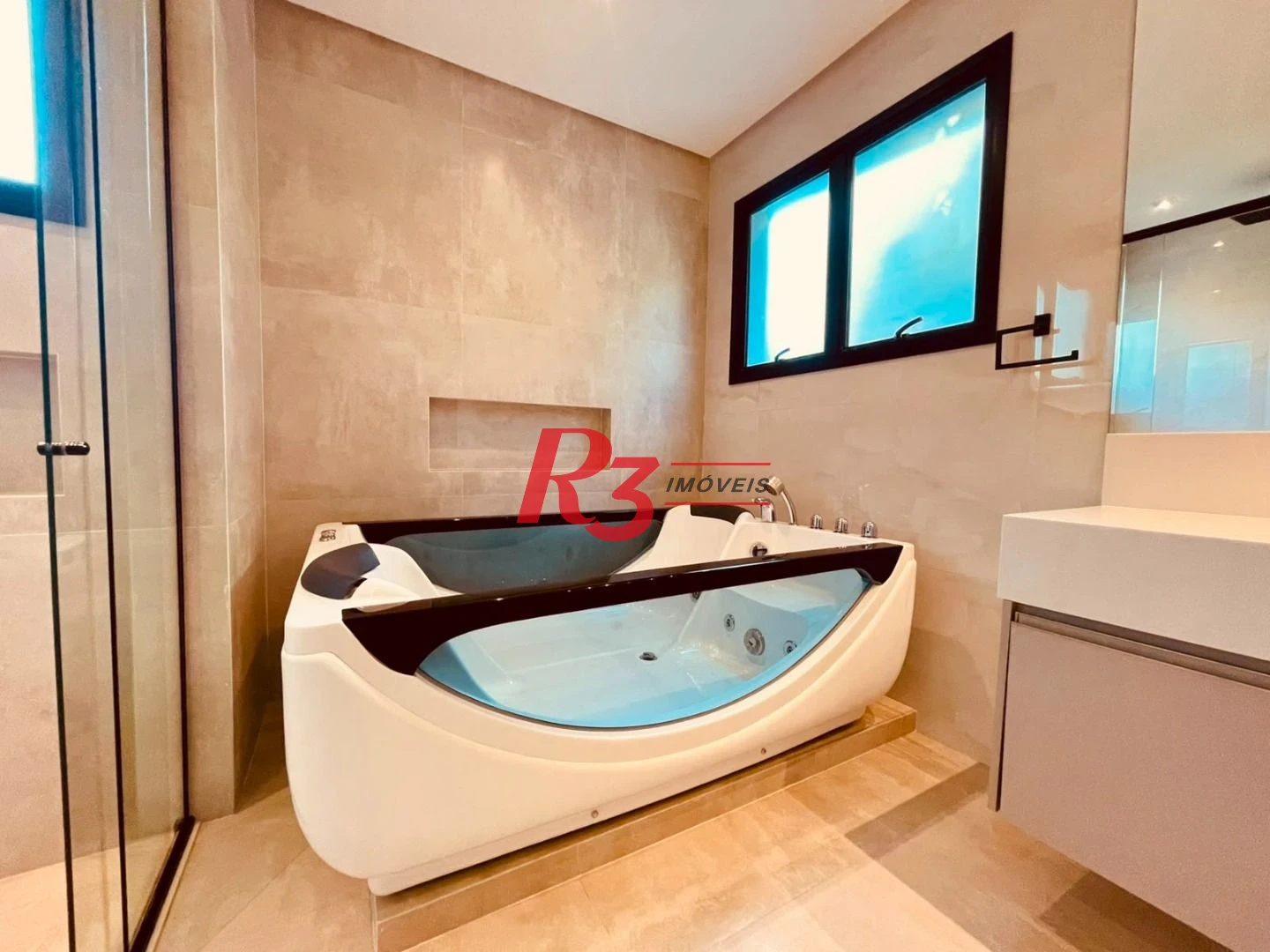 Casa com 4 dormitórios à venda, 400 m² por R$ 10.500.000,00 - Acapulco - Guarujá/SP