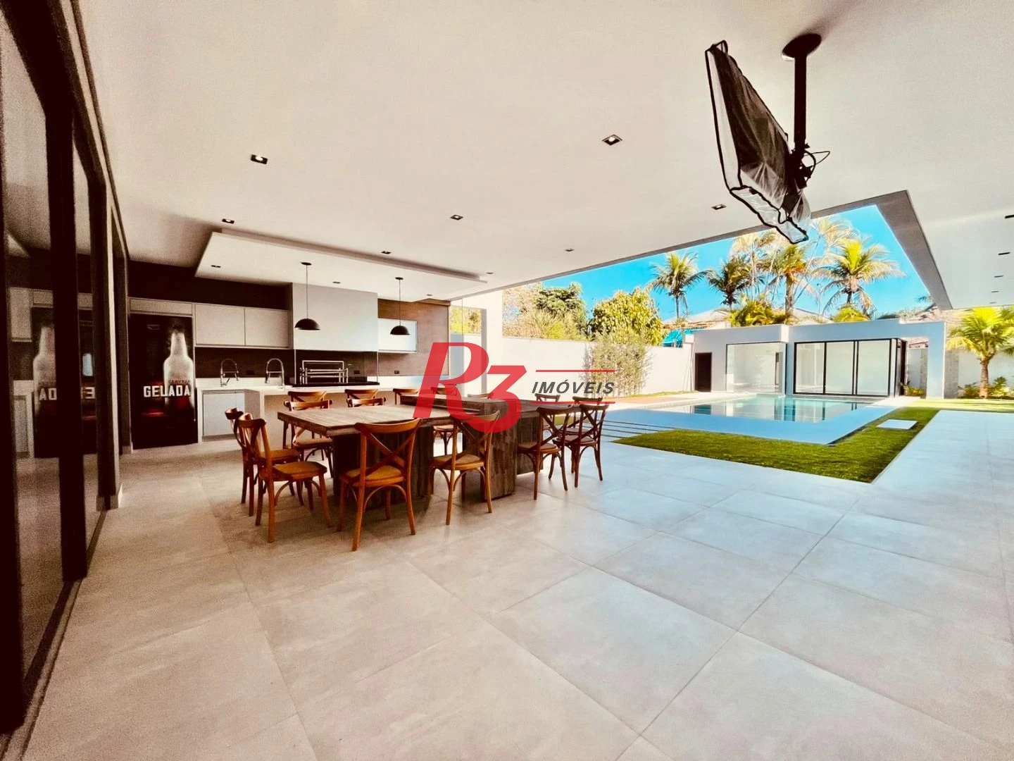 Casa com 4 dormitórios à venda, 400 m² por R$ 10.500.000,00 - Acapulco - Guarujá/SP
