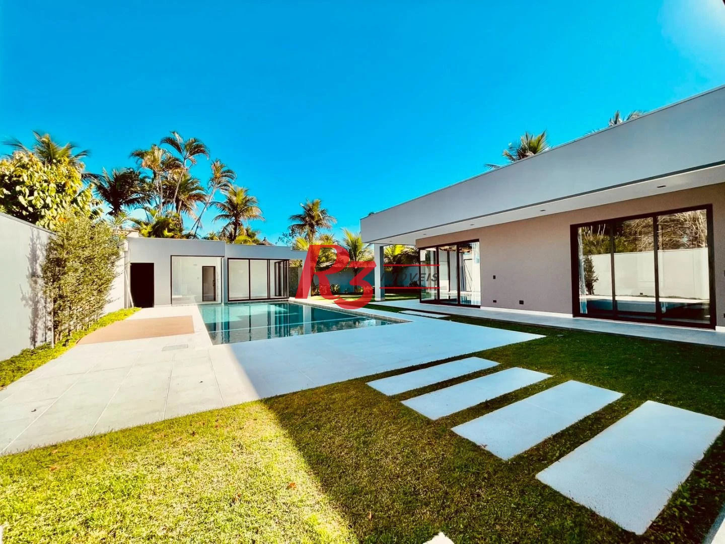 Casa com 4 dormitórios à venda, 400 m² por R$ 10.500.000,00 - Acapulco - Guarujá/SP