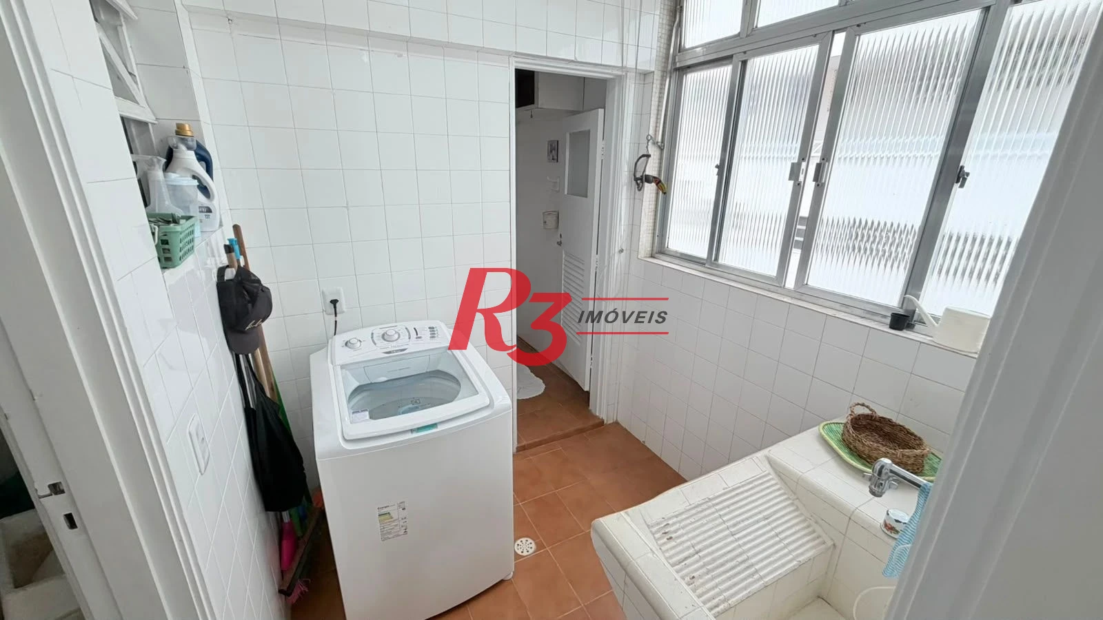 Apartamento com 2 dormitórios para alugar, 90 m² por R$ 4.500,00/mês - Pompéia - Santos/SP