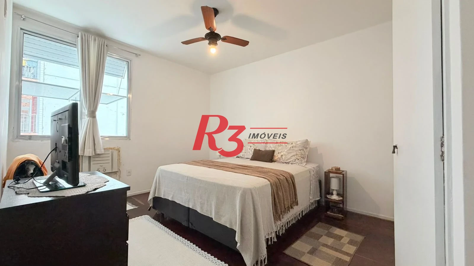 Apartamento com 2 dormitórios para alugar, 90 m² por R$ 4.500,00/mês - Pompéia - Santos/SP